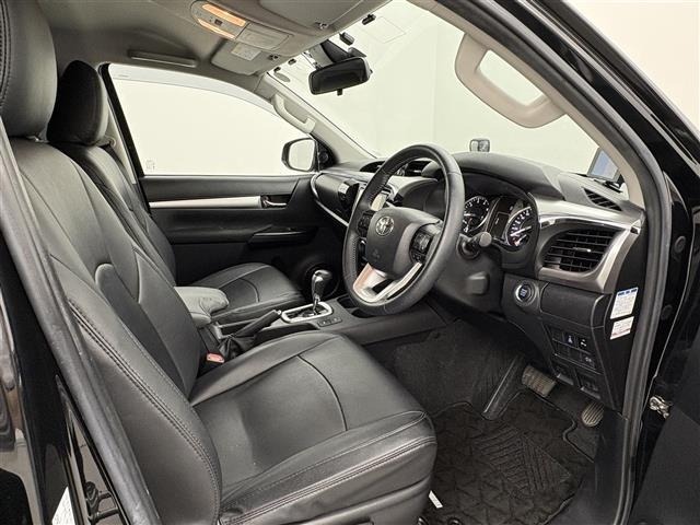 Toyota HILUX 2021 7678041-2
