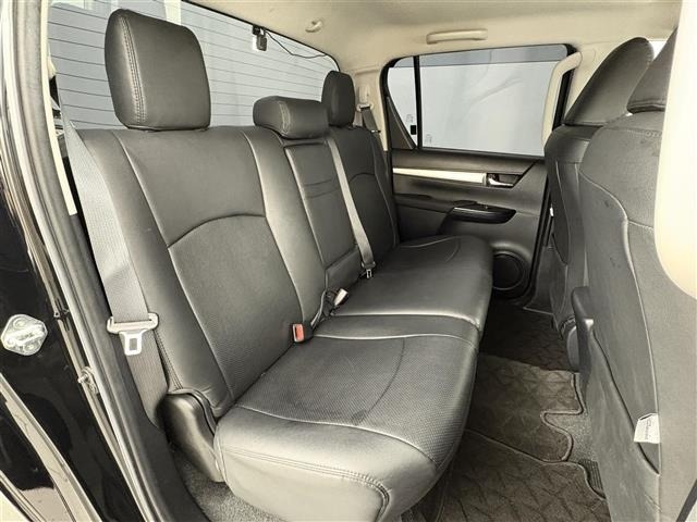Toyota HILUX 2021 7678041-6