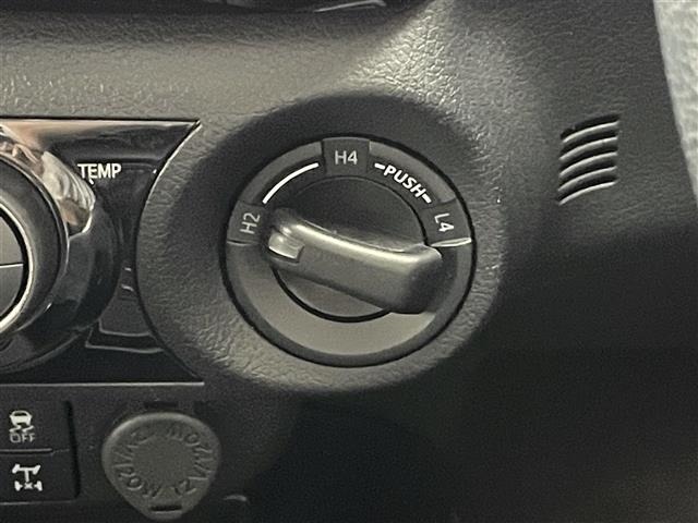 Toyota HILUX 2022 7678042-21