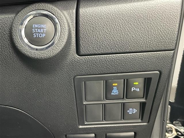 Toyota HILUX 2022 7678042-3