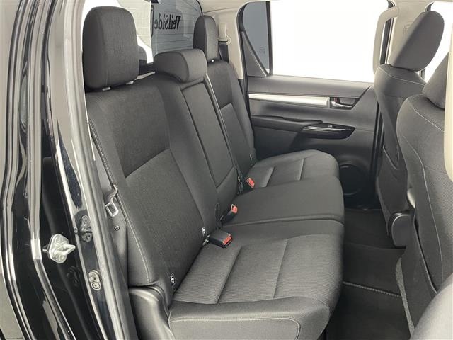 Toyota HILUX 2022 7678042-4