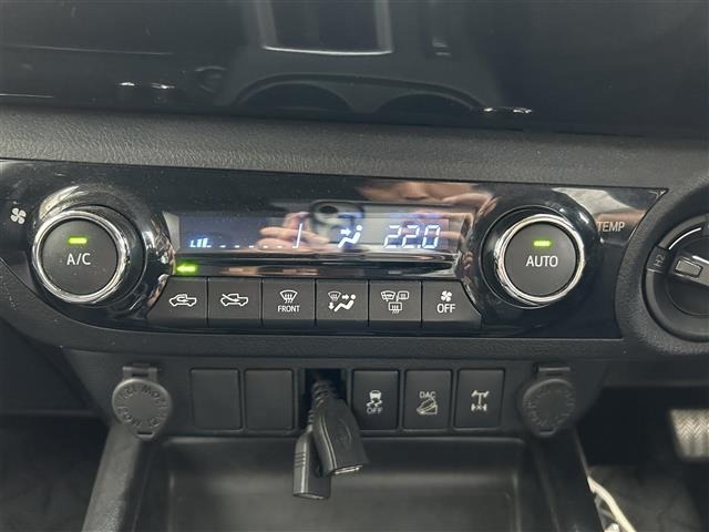 Toyota HILUX 2018 7678044-9