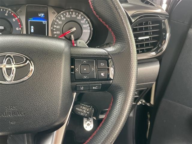 Toyota HILUX 2022 7678045-1