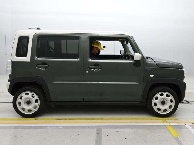 Suzuki HUSTLER 2025 7688442-3