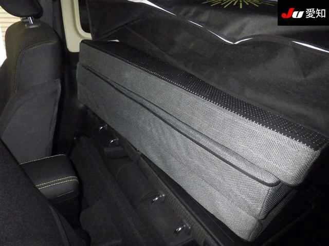 Suzuki JIMNY SIERRA 2020 7684553-4