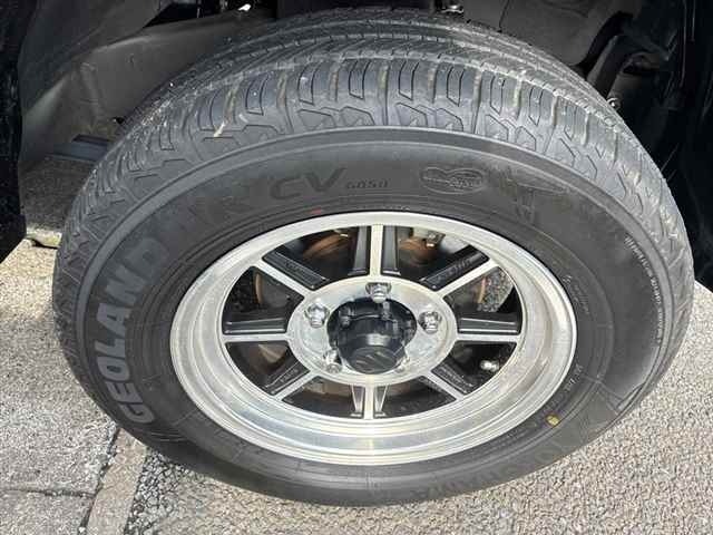 Suzuki JIMNY SIERRA 2024 7684566-9