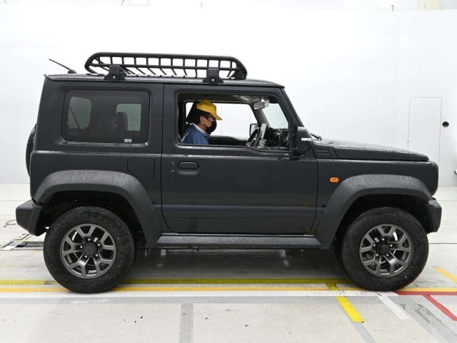 Suzuki JIMNY SIERRA 2022 7684618-3