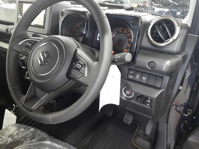 Suzuki JIMNY SIERRA 2023 7684626-9