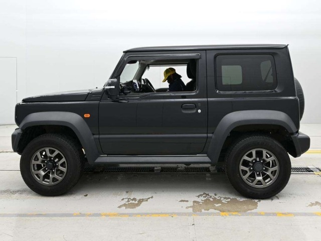 Suzuki JIMNY SIERRA 2022 7684641-4