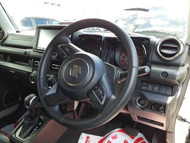 Suzuki JIMNY SIERRA 2024 7684652-9