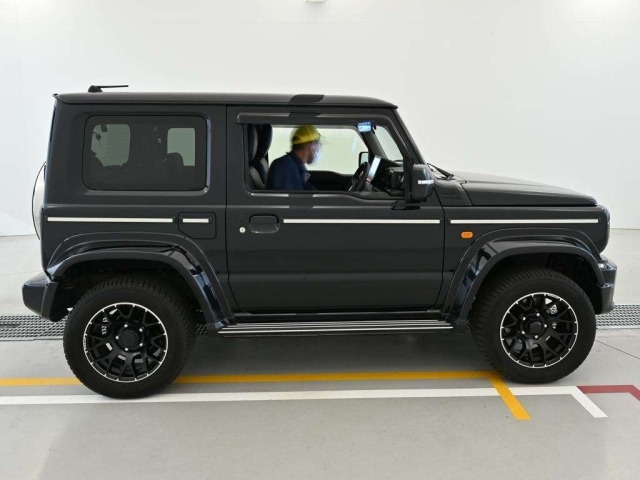 Suzuki JIMNY SIERRA 2024 7684660-3