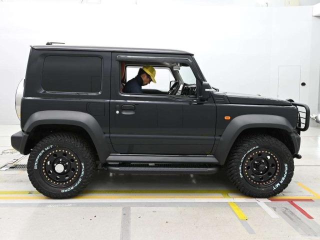 Suzuki JIMNY SIERRA 2022 7684684-3
