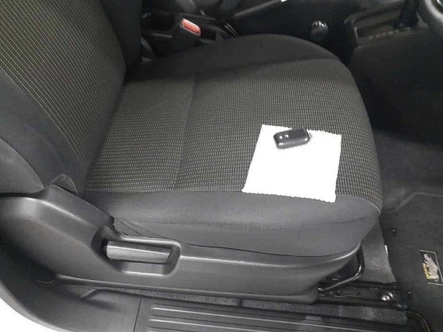 Suzuki JIMNY SIERRA 2022 7684688-10