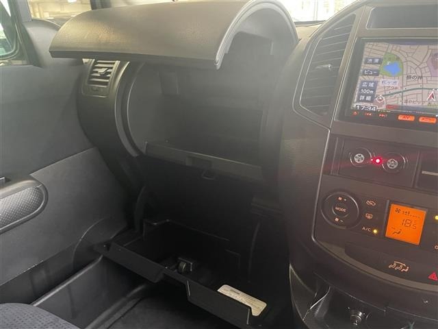 Nissan LAFESTA 2012 7676473-20