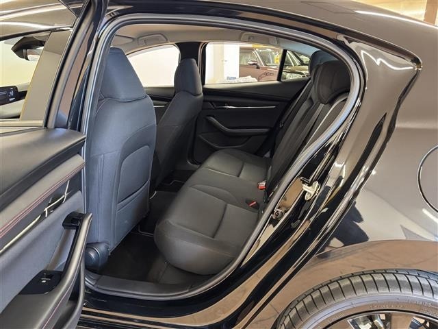 Mazda MAZDA3 2025 7686039-20