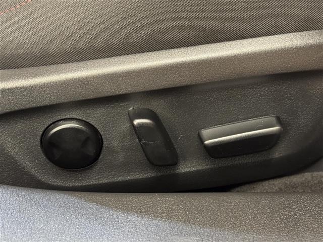 Mazda MAZDA3 2025 7686039-5