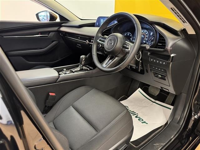Mazda MAZDA3 2025 7686039-9