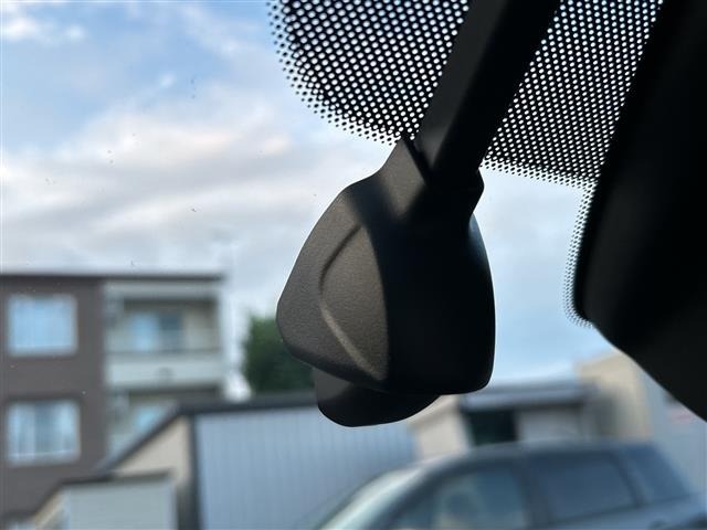 Mazda MAZDA3 2023 7686040-16