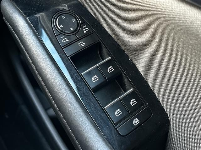 Mazda MAZDA3 2023 7686040-20