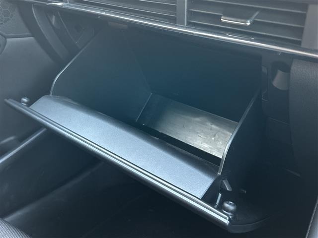 Mazda MAZDA3 2023 7686040-6