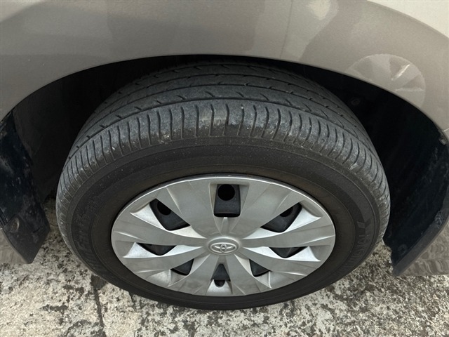 Toyota NOAH 2021 7688506-7