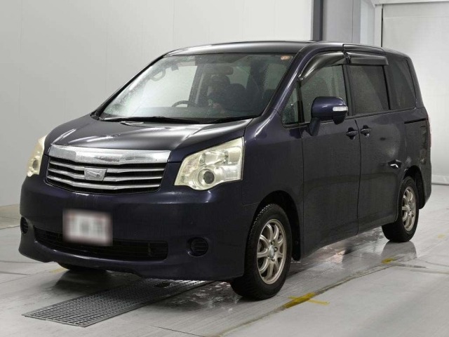 Toyota NOAH 2011 7688529-0