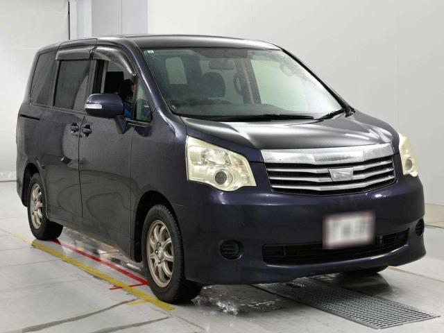 Toyota NOAH 2011 7688529-5