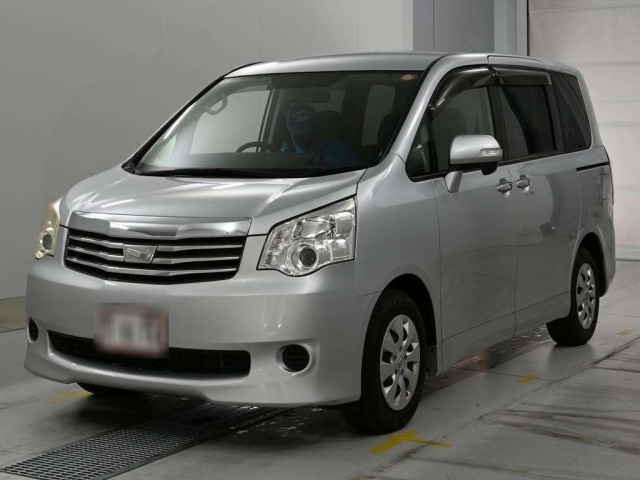 Toyota NOAH 2010 7688530-0