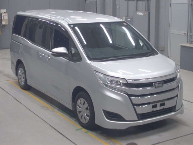 Toyota NOAH 2021 7688531-5