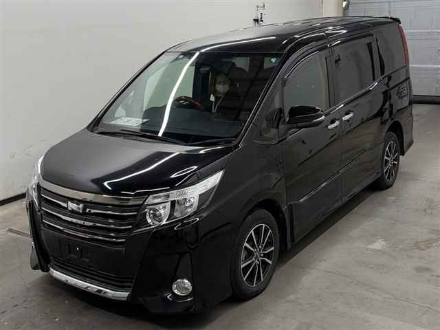 Toyota NOAH 2017 7688541-4