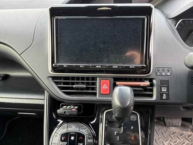 Toyota NOAH 2017 7688541-6
