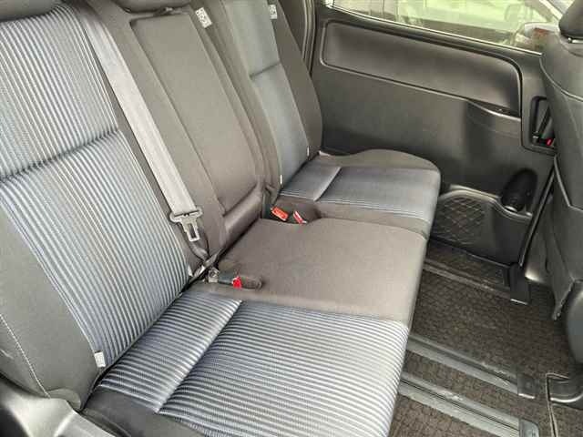 Toyota NOAH 2016 7688542-8