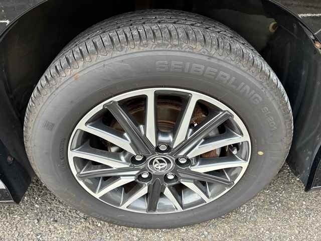Toyota NOAH 2016 7688542-9