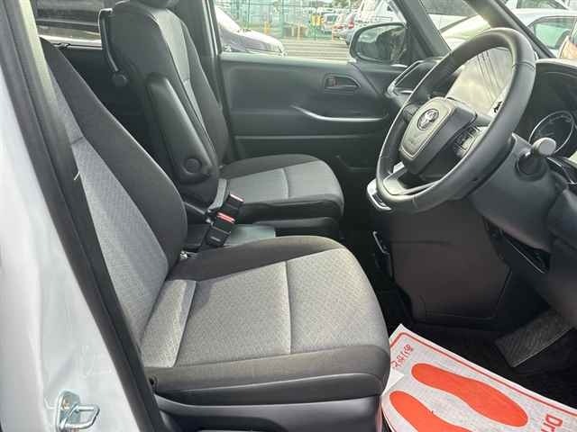 Toyota NOAH 2025 7688543-7