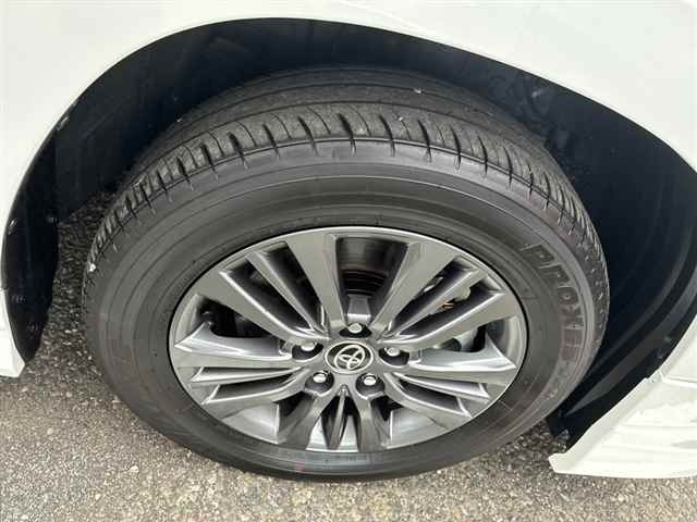 Toyota NOAH 2025 7688543-9