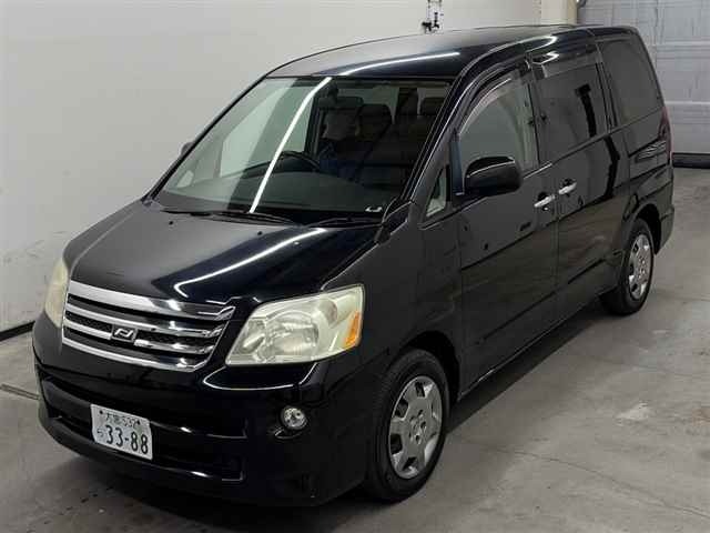 Toyota NOAH 2005 7688544-4