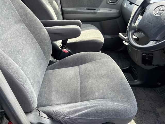 Toyota NOAH 2005 7688544-7