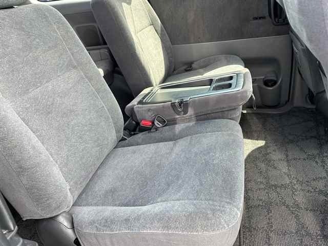 Toyota NOAH 2005 7688544-8