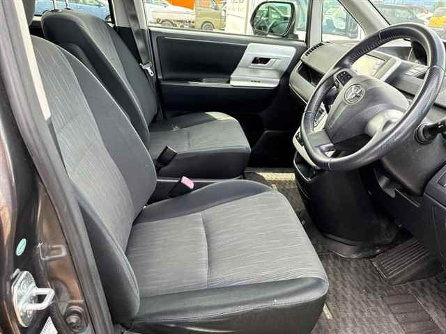 Toyota NOAH 2010 7688545-7