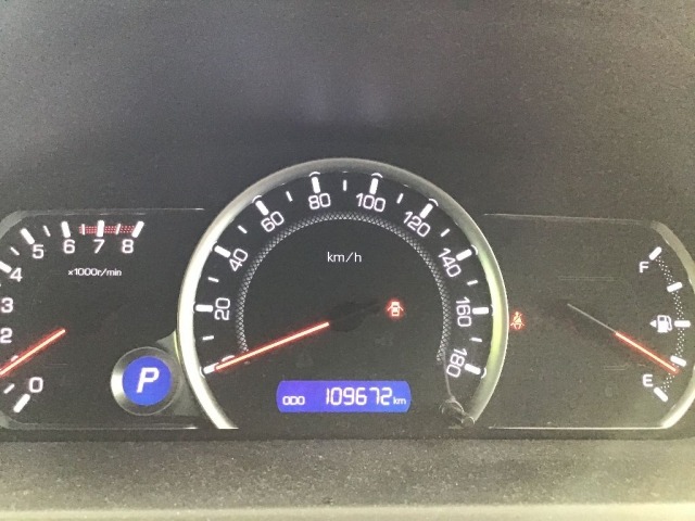 Toyota NOAH 2014 7688547-8