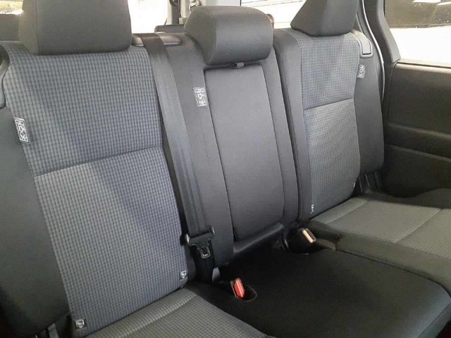 Toyota NOAH 2022 7688551-11