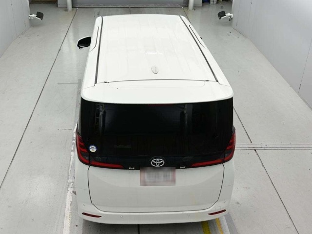 Toyota NOAH 2022 7688553-8