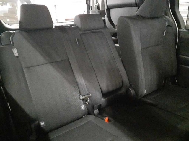 Toyota NOAH 2022 7688554-11