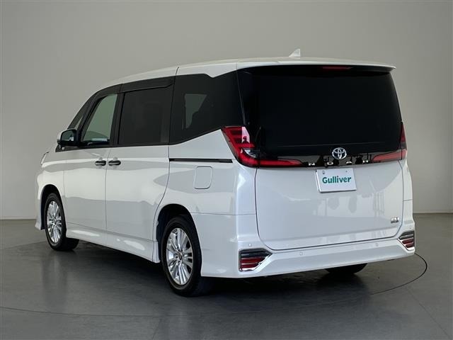 Toyota NOAH 2022 7688640-13