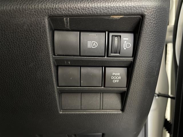 Toyota NOAH 2022 7688640-22