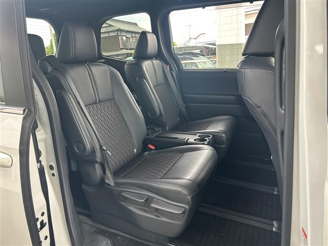 Toyota NOAH 2023 7688661-2