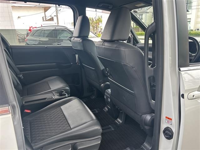 Toyota NOAH 2023 7688661-22