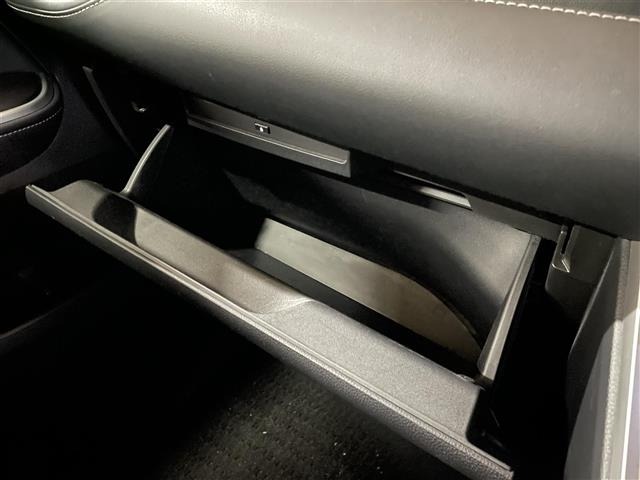 Toyota NOAH 2023 7688687-22