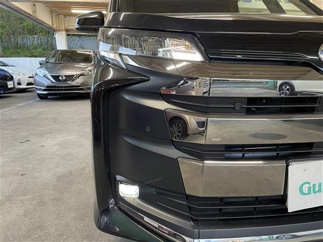 Toyota NOAH 2023 7688687-3