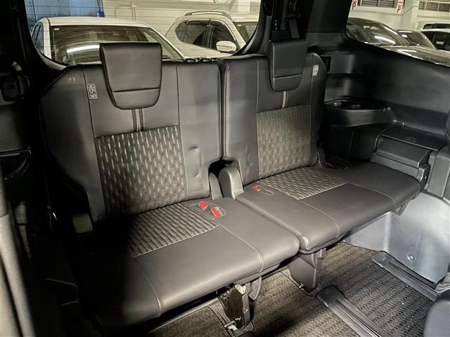 Toyota NOAH 2023 7688687-5